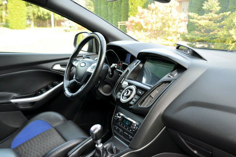 Ford Focus 2.0T(250KM) ST Xenon Led Navi Kamera Recaro Skóry Szyber Alu18"ASO zdjęcie 18