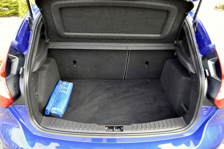 Ford Focus 2.0T(250KM) ST Xenon Led Navi Kamera Recaro Skóry Szyber Alu18"ASO zdjęcie 38