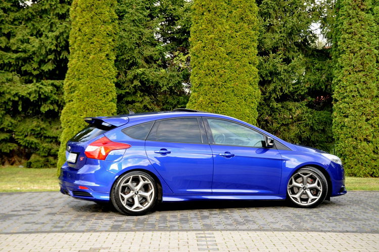 Ford Focus 2.0T(250KM) ST Xenon Led Navi Kamera Recaro Skóry Szyber Alu18"ASO zdjęcie 5
