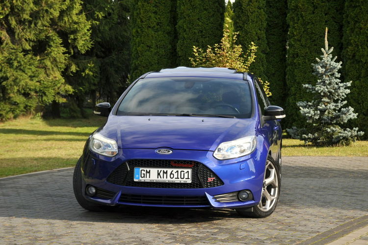 Ford Focus 2.0T(250KM) ST Xenon Led Navi Kamera Recaro Skóry Szyber Alu18"ASO zdjęcie 8
