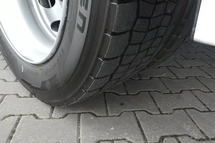 MAN TGM 18.340 / FIRANKA 7.70 + WINDA / ZSUWANY DACH / EURO 6 / zdjęcie 16