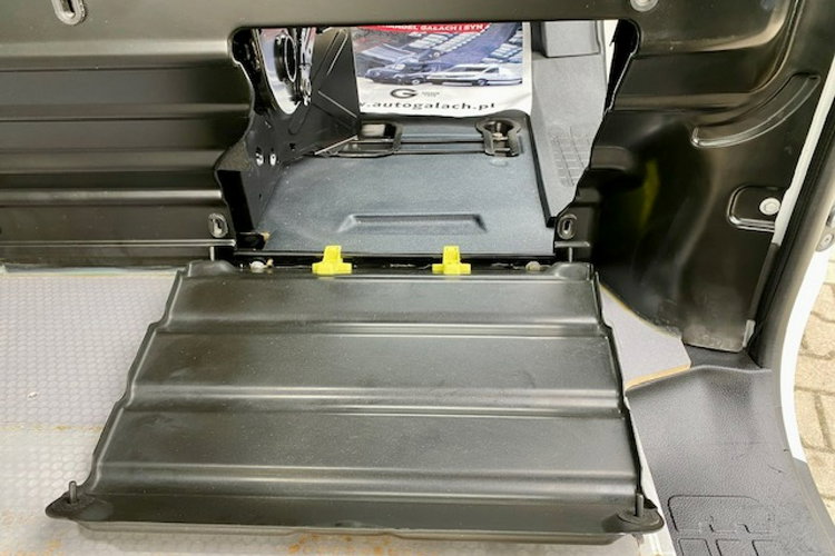 Toyota ProAce SALON PL / 127 tys.km / 2.0 - 122KM / DŁUGA / KLIMA / GWARANCJA zdjęcie 15