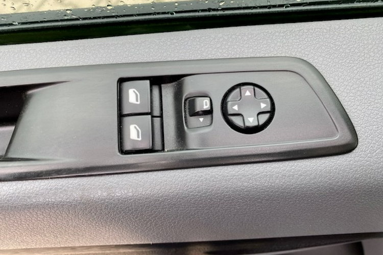 Toyota ProAce SALON PL / 127 tys.km / 2.0 - 122KM / DŁUGA / KLIMA / GWARANCJA zdjęcie 16