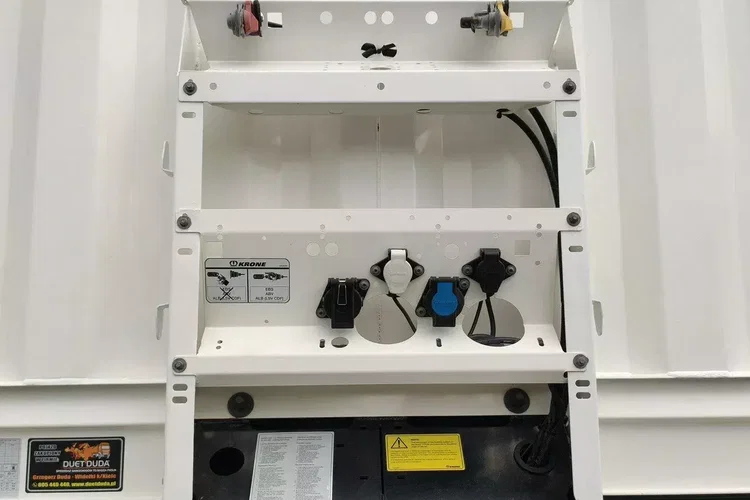 Krone Standard OŚ Podnoszona SAF 2017r zdjęcie 22