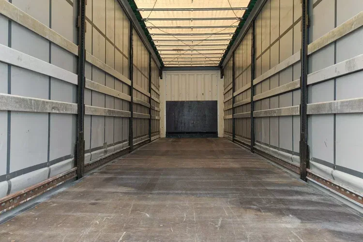 Krone Standard OŚ Podnoszona SAF 2017r zdjęcie 26