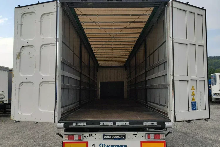 Krone Standard OŚ Podnoszona SAF 2017r zdjęcie 6