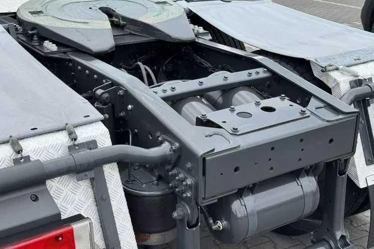 Iveco Trakerr 26.410 6x4 Manual Mały Przebieg tylko-46000km zdjęcie 18