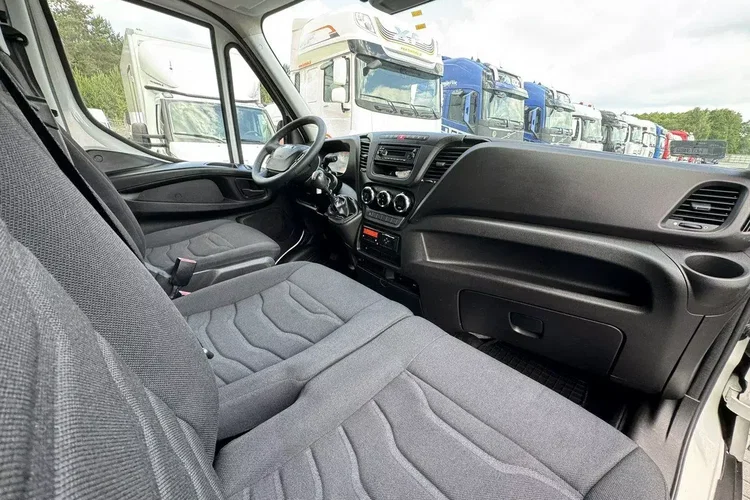 Iveco Daily 50C15 V zdjęcie 31