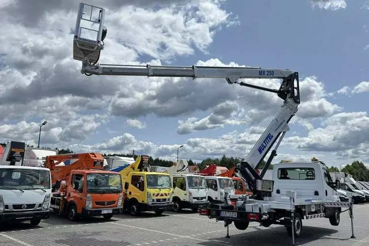 Iveco Daily 35S14 zdjęcie 22