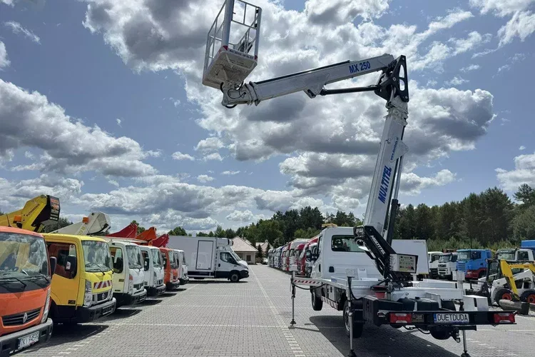 Iveco Daily 35S14 zdjęcie 23