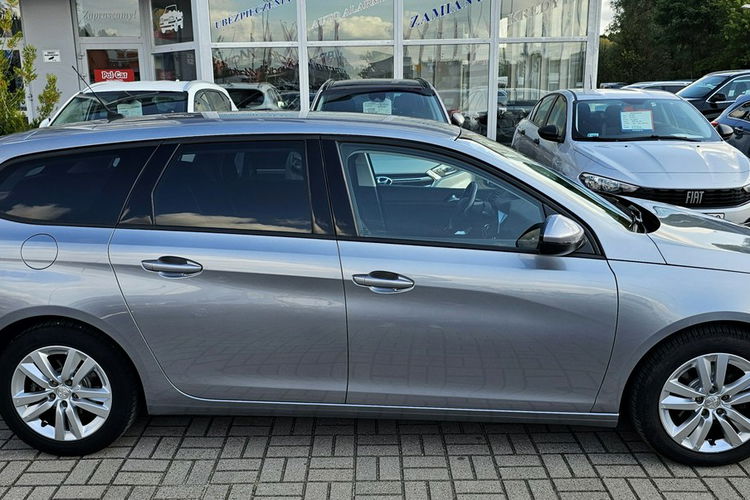 Peugeot 308 SW Grzane fotele, nawigacja, alufelgi, czujniki cofania zdjęcie 5