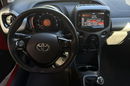 Toyota Aygo 1.0 VVTi 72KM X-PLAY TECH, salon Polska, gwarancja, FV23% zdjęcie 15