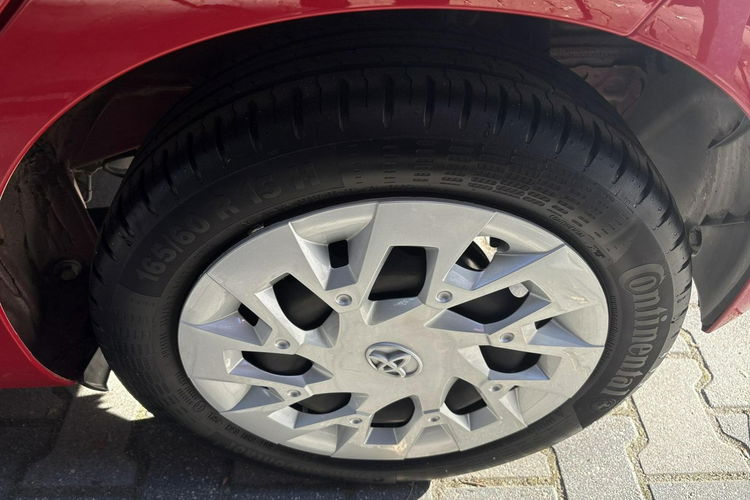 Toyota Aygo 1.0 VVTi 72KM X-PLAY TECH, salon Polska, gwarancja, FV23% zdjęcie 29