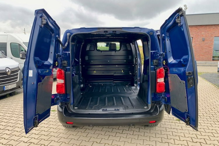 Toyota ProAce SALON PL / 1.6 - 95KM / 59 tys.km / tempomat / SERVIS / GWARANCJA zdjęcie 6