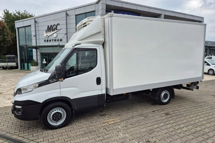 Daily 35C16 V Iveco Daily 35S16 Hi-Matic / AUTOMAT / CHŁODNIA / MITSUBISHI / 1WŁ zdjęcie 11
