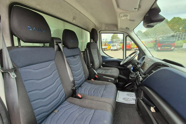 Daily 35C16 V Iveco Daily 35S16 Hi-Matic / AUTOMAT / CHŁODNIA / MITSUBISHI / 1WŁ zdjęcie 18