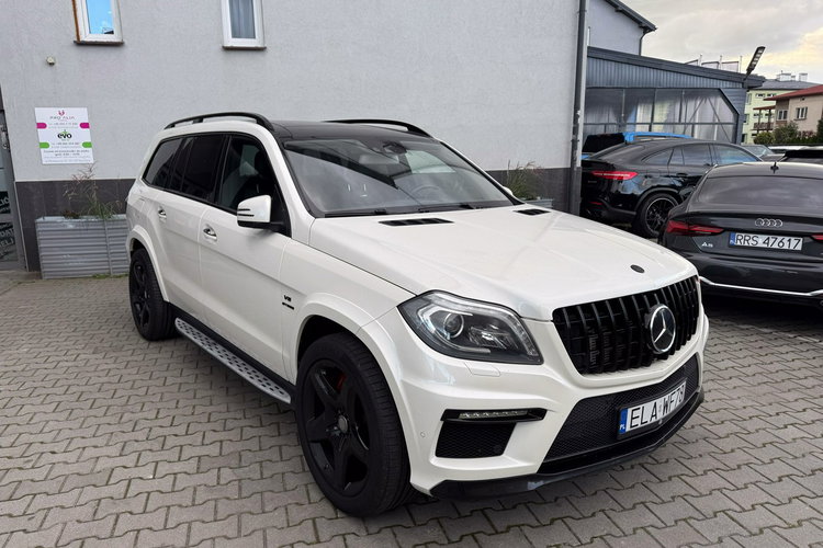 Mercedes GL 63 AMG 5.5 V8 557KM / 4-Matic / Bogate wyposażenie / Japonia / Bezwypadkowy zdjęcie 10
