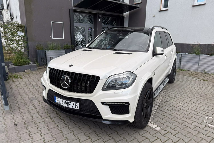 Mercedes GL 63 AMG 5.5 V8 557KM / 4-Matic / Bogate wyposażenie / Japonia / Bezwypadkowy zdjęcie 12