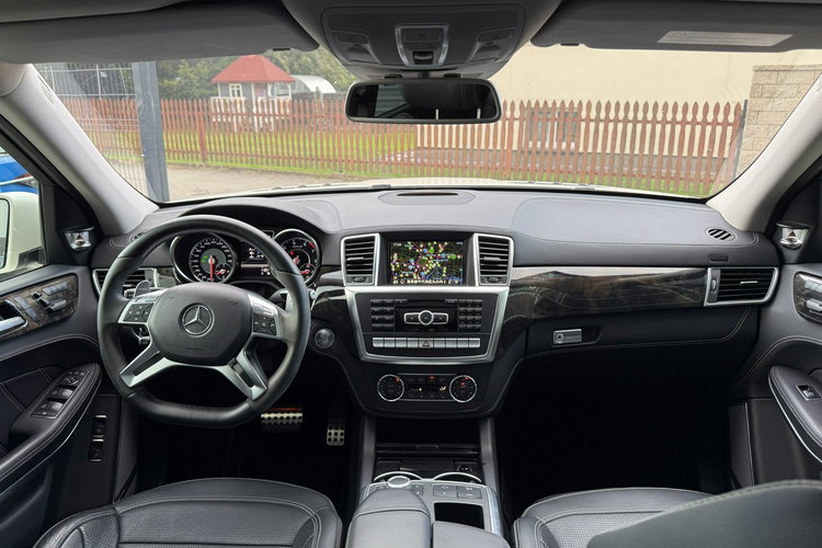 Mercedes GL 63 AMG 5.5 V8 557KM / 4-Matic / Bogate wyposażenie / Japonia / Bezwypadkowy zdjęcie 28