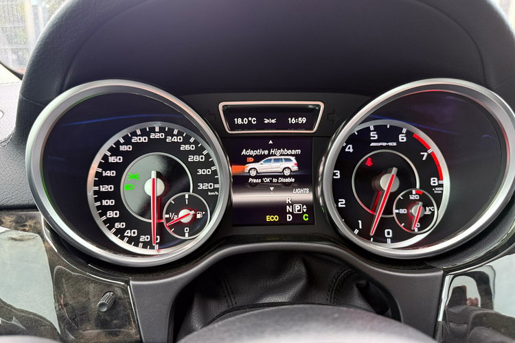 Mercedes GL 63 AMG 5.5 V8 557KM / 4-Matic / Bogate wyposażenie / Japonia / Bezwypadkowy zdjęcie 34