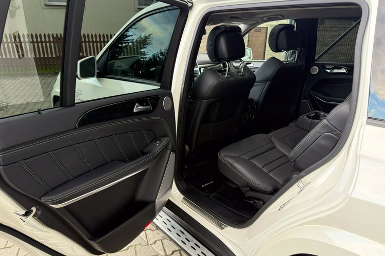 Mercedes GL 63 AMG 5.5 V8 557KM / 4-Matic / Bogate wyposażenie / Japonia / Bezwypadkowy zdjęcie 52