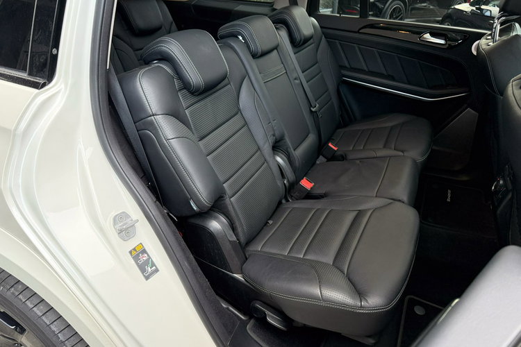 Mercedes GL 63 AMG 5.5 V8 557KM / 4-Matic / Bogate wyposażenie / Japonia / Bezwypadkowy zdjęcie 54