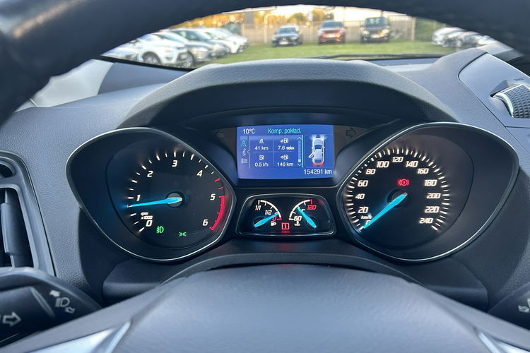 Ford Kuga 4x4 zdjęcie 11