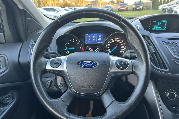 Ford Kuga 4x4 zdjęcie 15