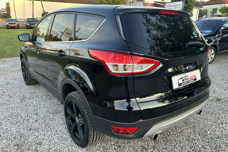 Ford Kuga 4x4 zdjęcie 7