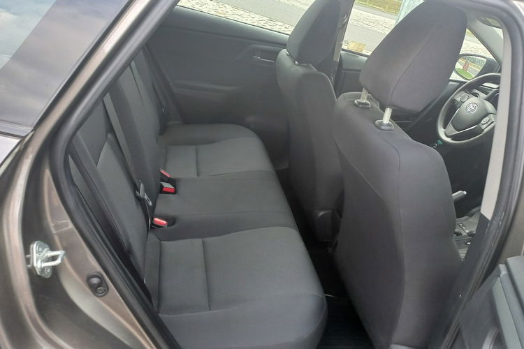 Toyota Auris e-CVT 1.8 Hybryda Pełna historia serwisowa Salon PL FV23% 32520 netto zdjęcie 11