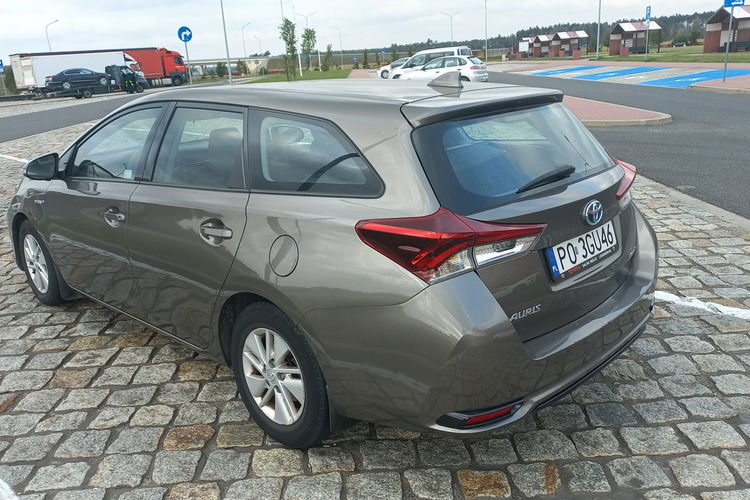 Toyota Auris e-CVT 1.8 Hybryda Pełna historia serwisowa Salon PL FV23% 32520 netto zdjęcie 6