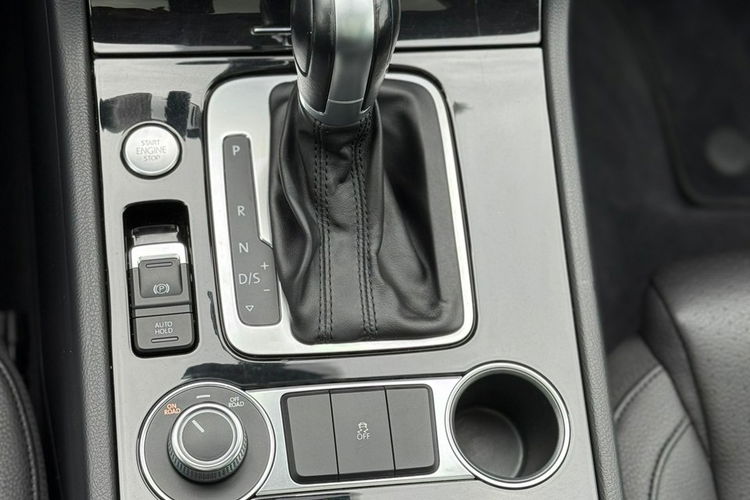 Volkswagen Touareg 3.6 FSI 4-Motion HAK 3.5T zdjęcie 33