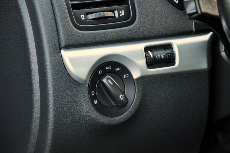 Skoda Yeti 2.0TDI(110KM) Duża Navi Klimatronik Reling Welur Parktronik Alu17"ASO zdjęcie 36