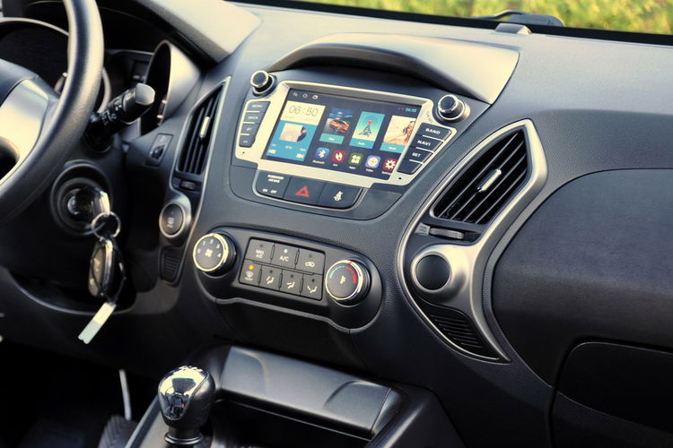 Hyundai ix35 1.6i(135KM) Lift Led Duża Navi Kamera Welur Klimatronik Alu16"ASO zdjęcie 26