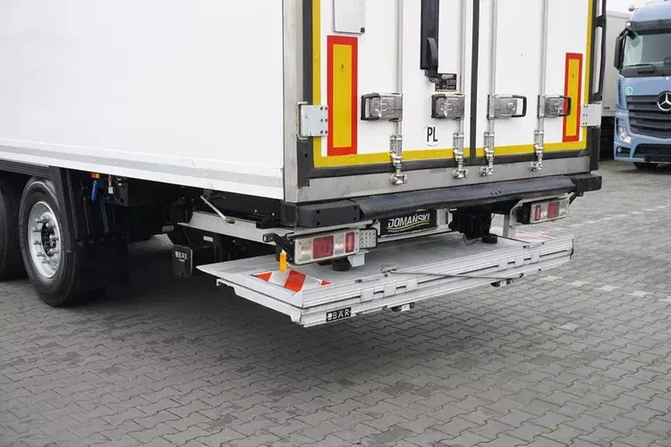 Krone CHŁODNIA / CARRIER VECTOR 1950 / MULTITEMPERATURA / WINDA / 1600 MTH zdjęcie 20