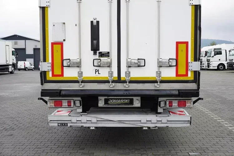 Krone CHŁODNIA / CARRIER VECTOR 1950 / MULTITEMPERATURA / WINDA / 1600 MTH zdjęcie 24