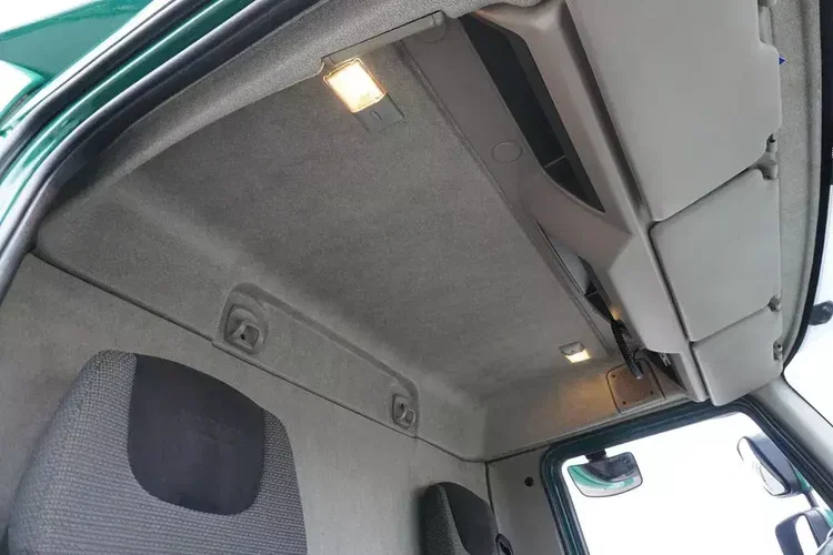 DAF LF / 250 / EURO 6 / CHŁODNIA + WINDA / MULTITEMPERATURA zdjęcie 17