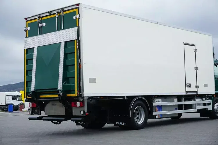 DAF LF / 250 / EURO 6 / CHŁODNIA + WINDA / MULTITEMPERATURA zdjęcie 36