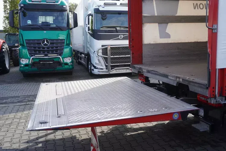 MAN TGM 15.290 / Firanka 17 EPAL / 2022 / kab. sypialna zdjęcie 12