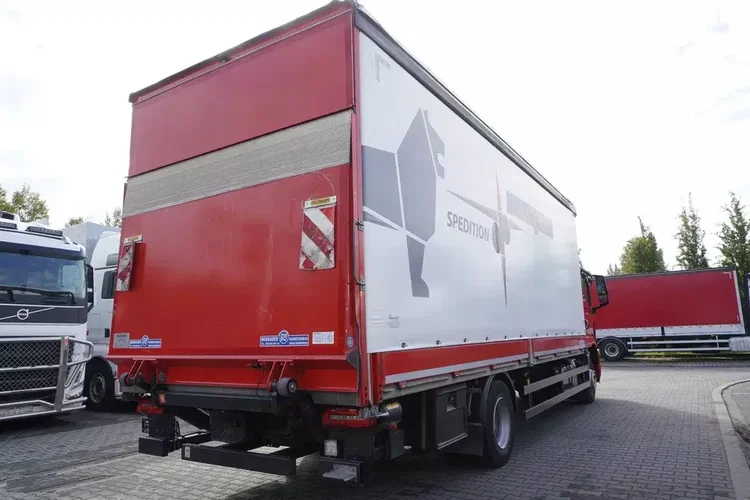 MAN TGM 15.290 / Firanka 17 EPAL / 2022 / kab. sypialna zdjęcie 5