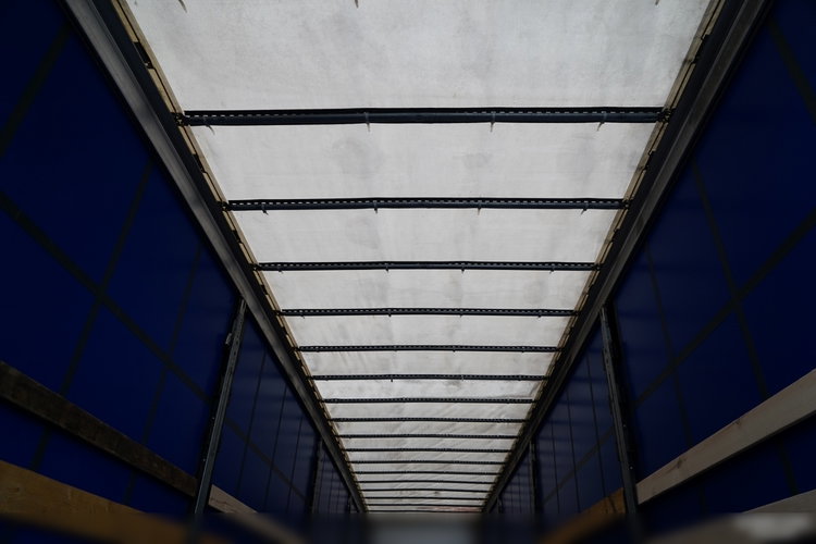 Schmitz FIRANKA VARIOS / PODNOSZONY DACH HYDRAULICZNIE / 2x oś PODNOSZONA zdjęcie 18