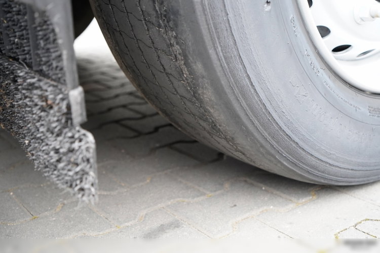 Schmitz FIRANKA VARIOS / PODNOSZONY DACH HYDRAULICZNIE / 2x oś PODNOSZONA zdjęcie 23