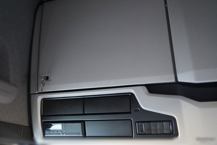 Scania S 500 / RETARDER / KLIMA POSTOJOWA / NAVI  zdjęcie 36