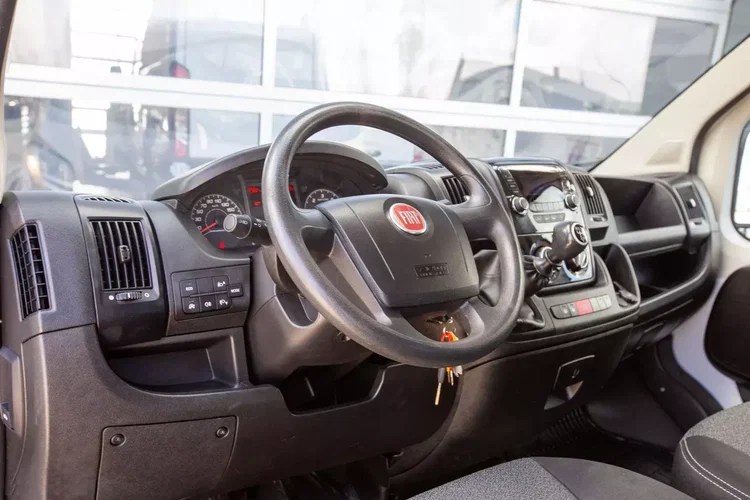 Fiat Ducato 2.3 DOKA 7-OSÓB SKRZYNIA 2.93m Maxi zdjęcie 11