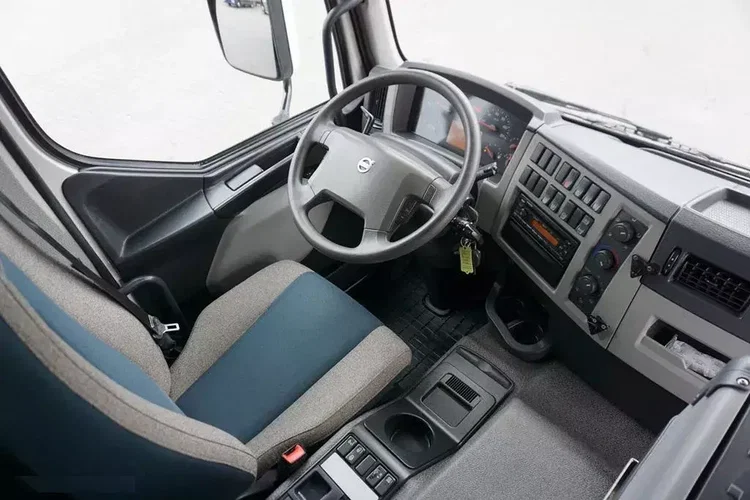 Volvo FE 320 / E 6 / FIRANKA / 18 PALET / ŁAD. 8975 KG zdjęcie 13