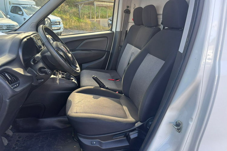 Fiat Doblo 3 osobowy Van Maxi 1.6 Multijet 105 KM kamera hak zdjęcie 12