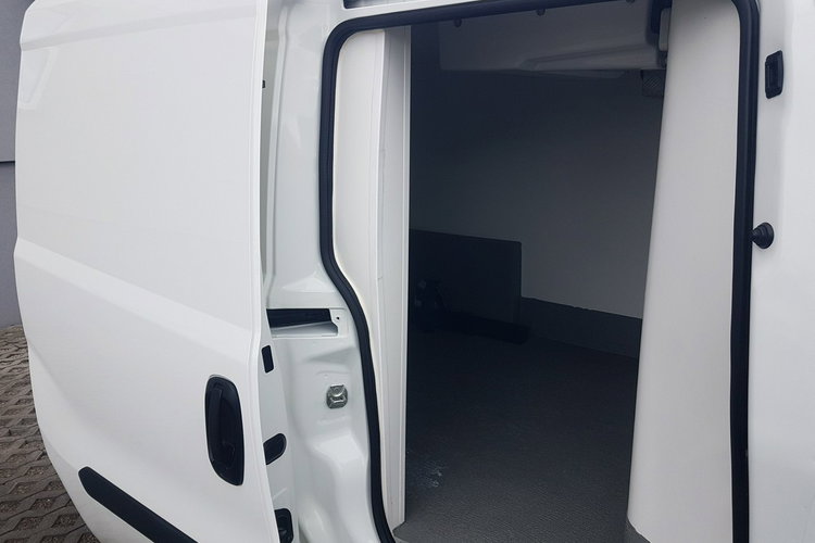 Fiat Doblo MAXI CHŁODNIA MROŻNIA IZOTERMA GRZANIE AGREGAT ZANOTTI DŁUGI L2H1 AC zdjęcie 26