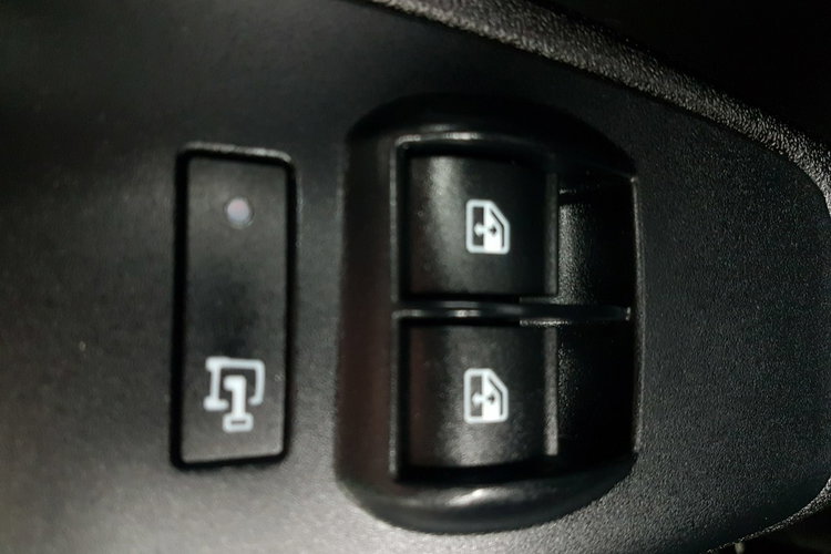 Fiat Doblo MAXI CHŁODNIA MROŻNIA IZOTERMA GRZANIE AGREGAT ZANOTTI DŁUGI L2H1 AC zdjęcie 9