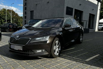Skoda Superb 2.0 TDI 2017 190KM El Klapa Manual Radar Bixenon+ledy Navi Kubełki