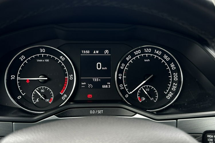 Skoda Superb 2.0 TDI 2017 190KM El Klapa Manual Radar Bixenon+ledy Navi Kubełki zdjęcie 18